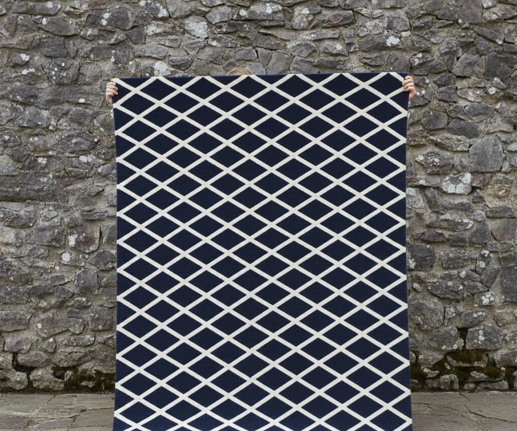 Navy Blue Geometric Trellis Handtufted Rugs