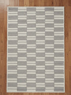 Echo Chambe Handtufted Rugs