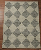 The Linear Diamond Handtufted Rugs