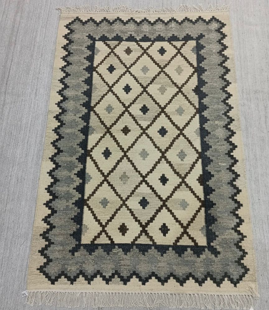 Desert Lattice Dhurrie