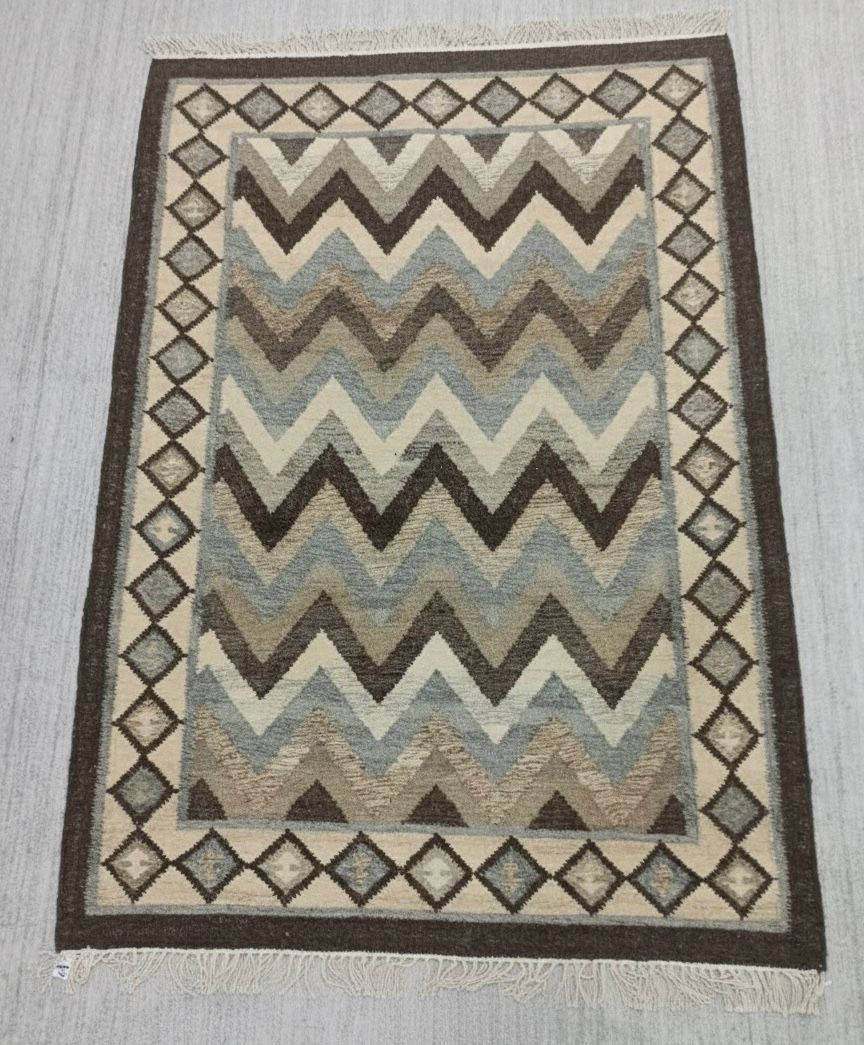 Zigzag Tribal Kilim Rug