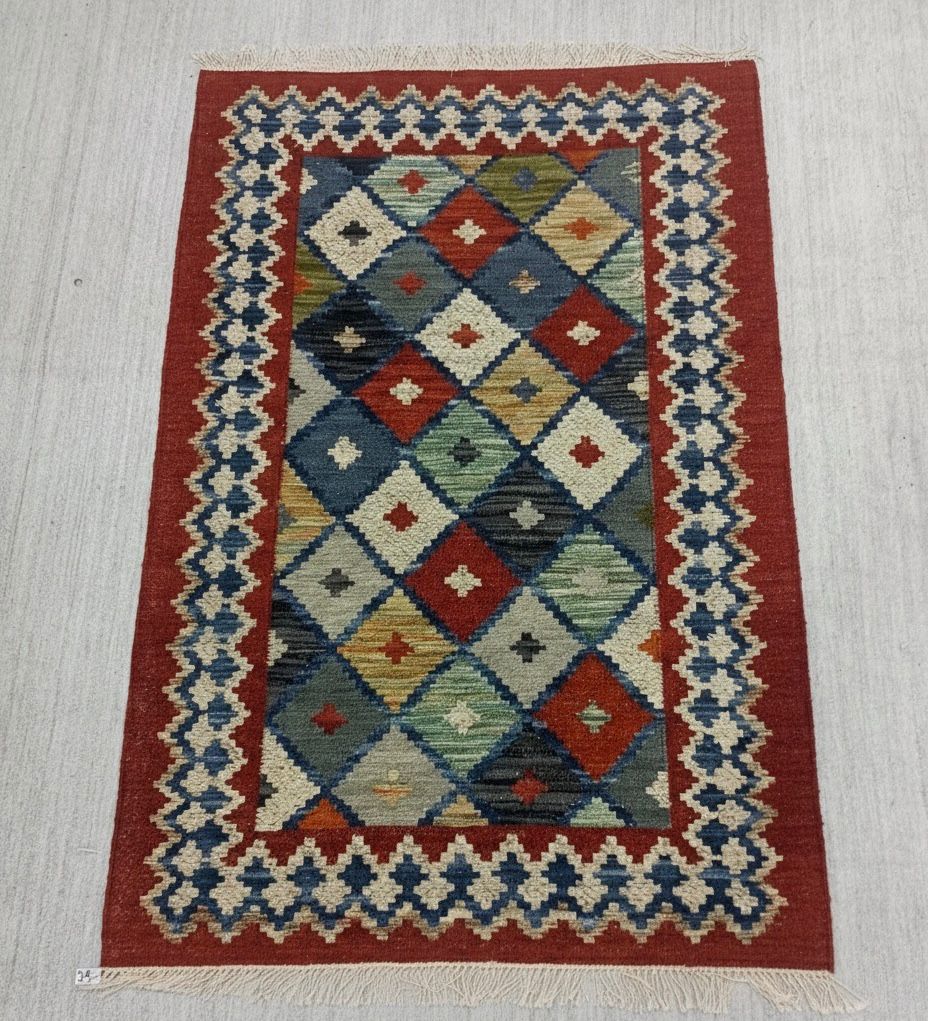 Persian-Style Geometric Kilim Dhurrie
