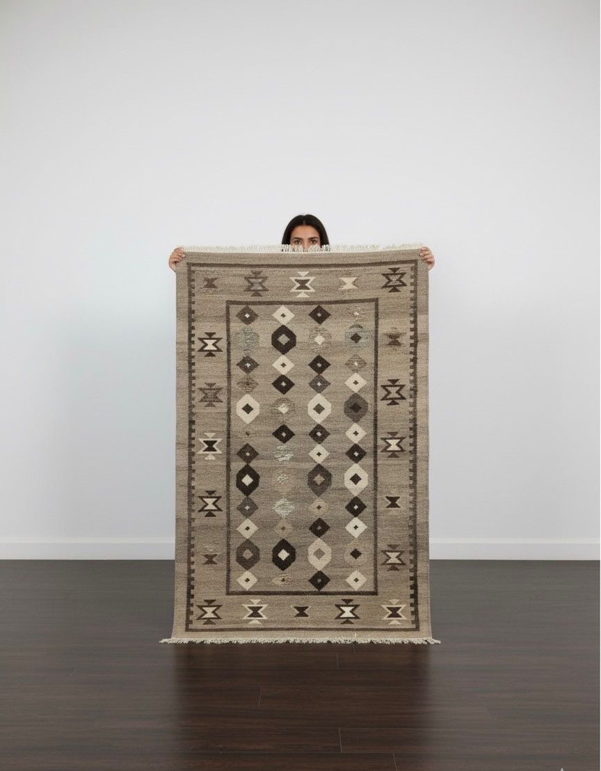 Kilim Geometric Pattern Dhurrie