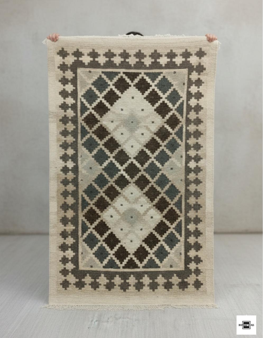 Greyscale Tribal Grid Dhurrie