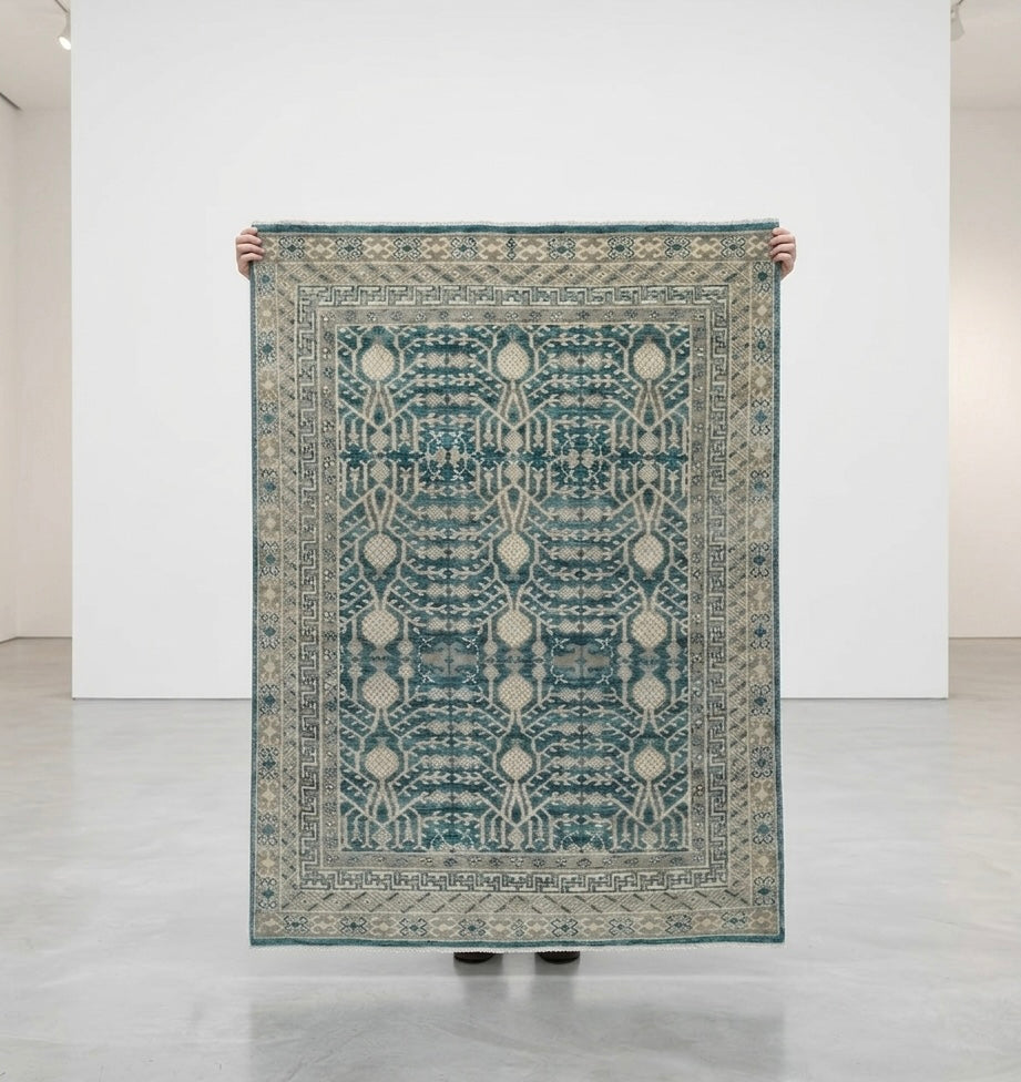 Modern Geometric Clover Motif Handknotted Rugs