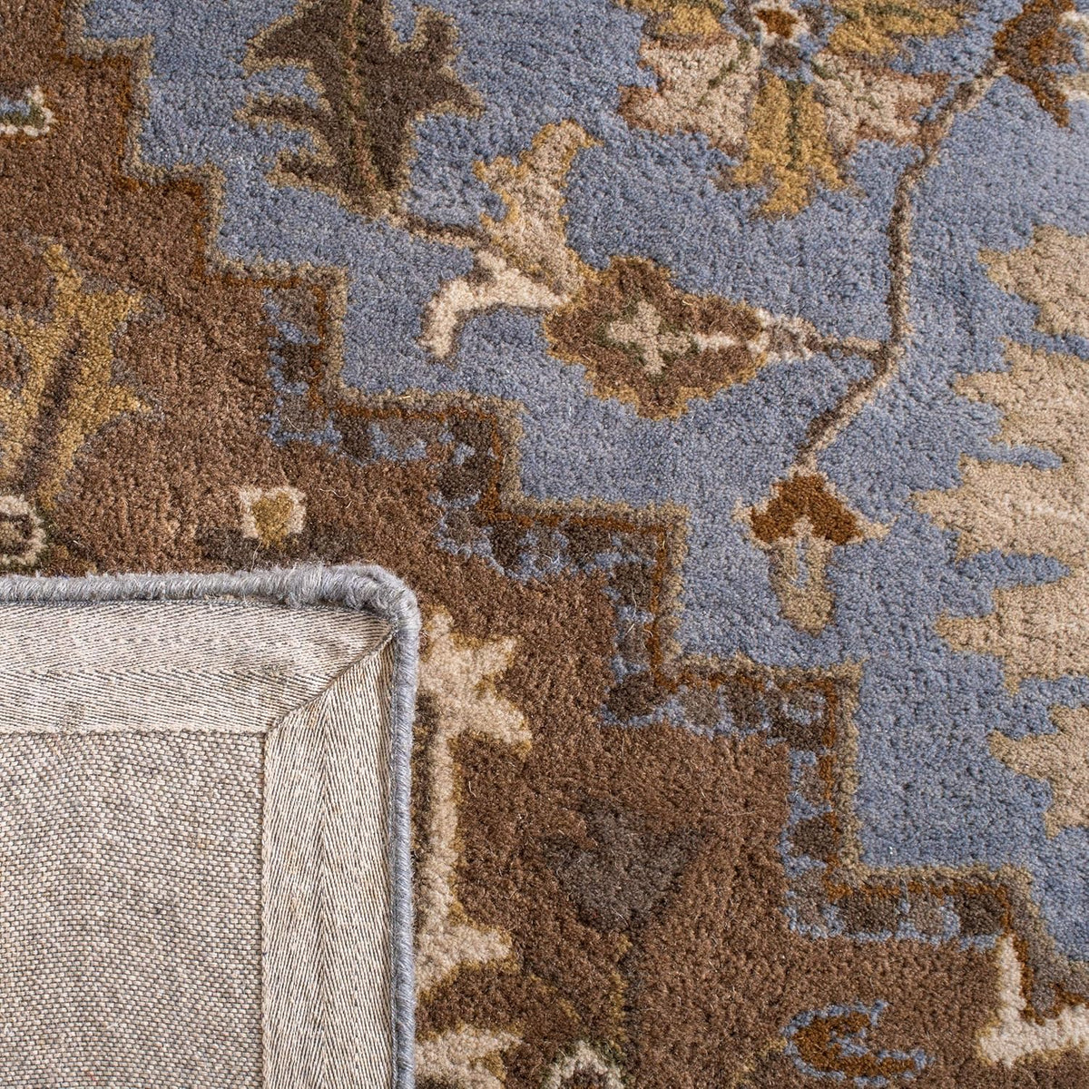 Hand-Tufted Traditional Medallion Area Rug in Slate Blue and Earth Tones