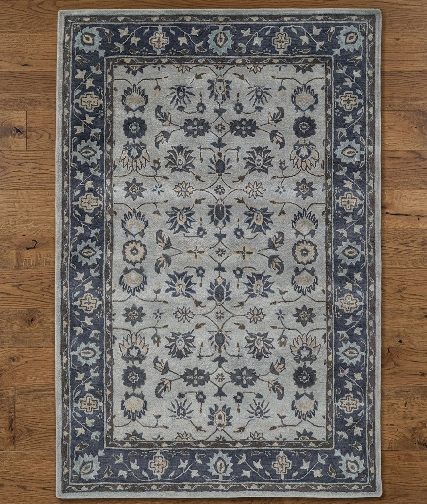 Hand-Tufted Mediterranean Style Rug in Charcoal and Ivory