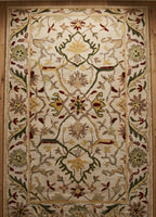 Classic Handtufted Arabesque Rug in Neutral Earth Tones