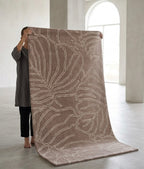 Modern Hand-Tufted Monstera Leaf Wool Rug