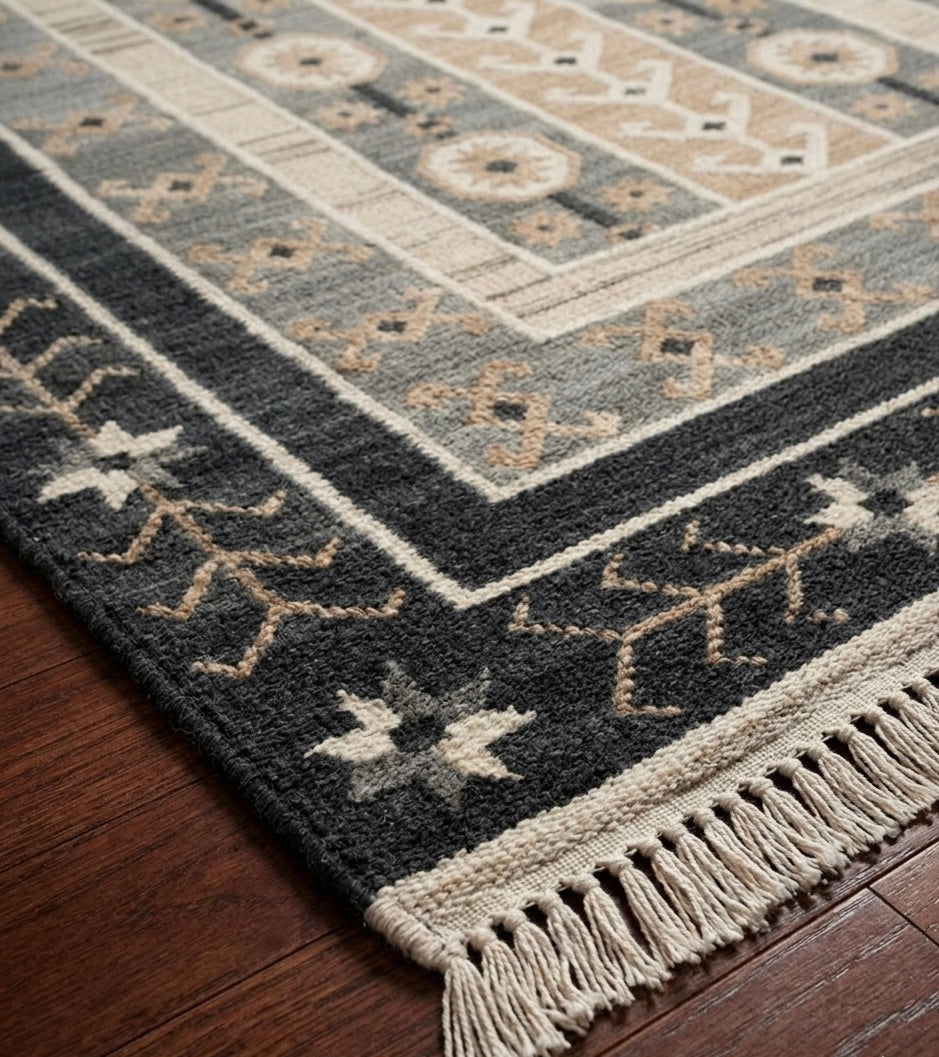 Southwestern Geometric Charcoal & Beige kilim