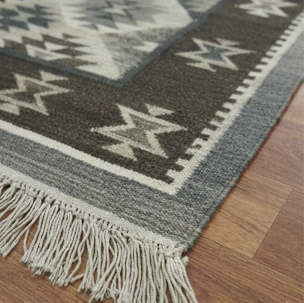 Black & Ivory Diamond Kilim Dhurrie