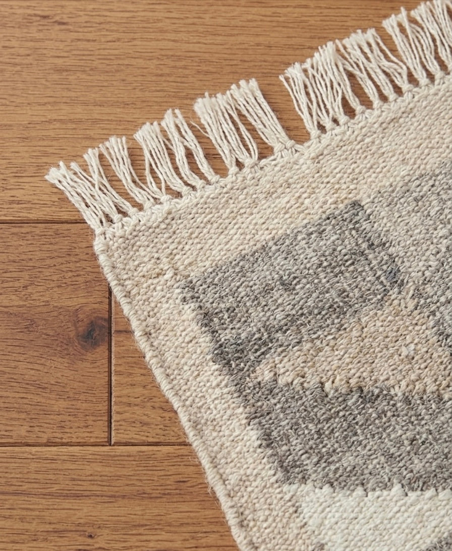Tonal Terrain Jute Rugs