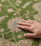 Handknotted