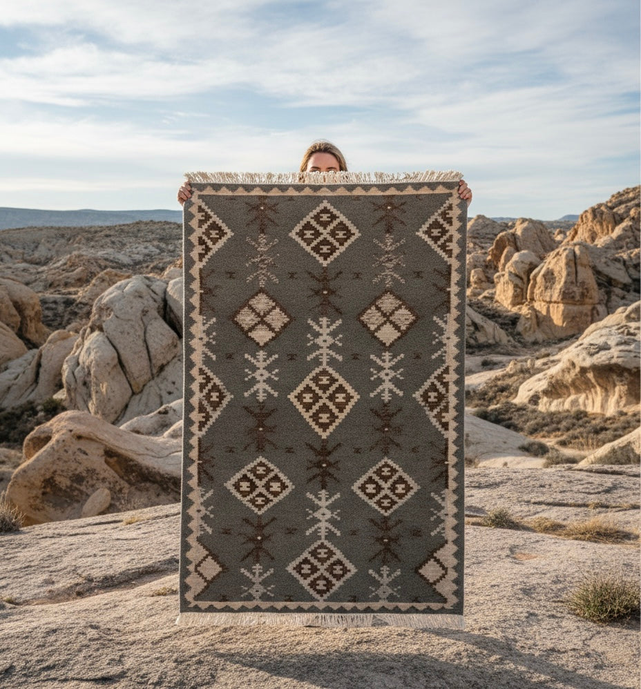 Rustic Greyscale Kilim Dhurrie