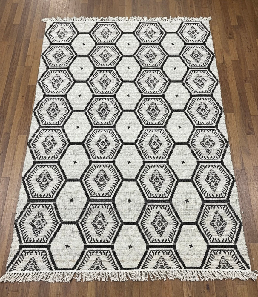 Hexa Nomad Dhurrie
