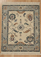 Traditional Style Hand-Knotted Rug