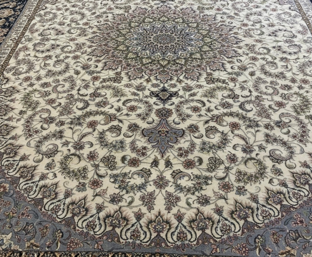 Aqsa Vintage Irani Rugs