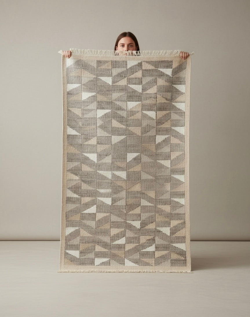 Tonal Terrain Jute Rugs