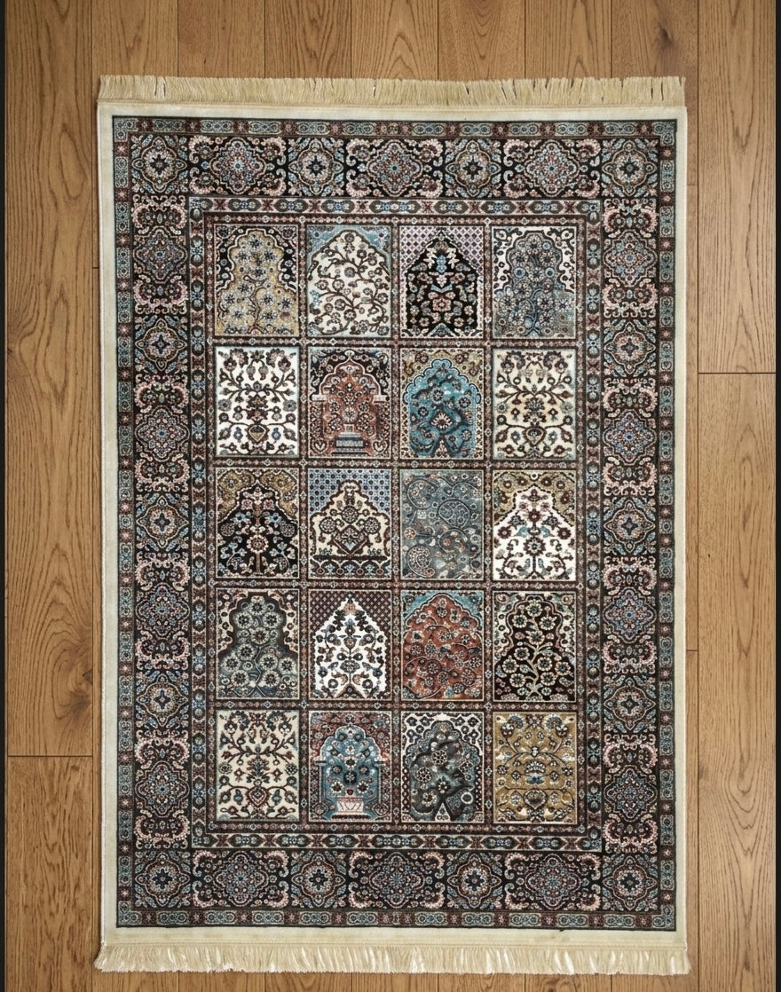 Antique Maharaja Traditional Rugs