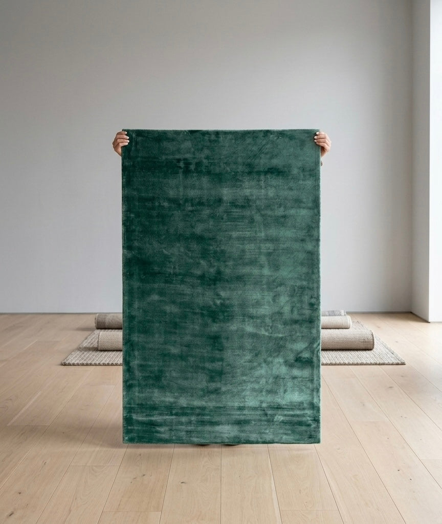 Emerald green Viscose Handtufted Rugs