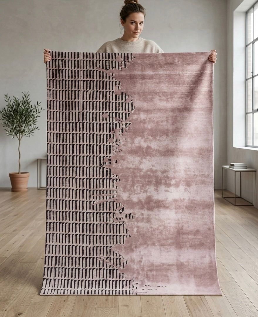 Fragmented Morning Viscose  Handtufted Rugs