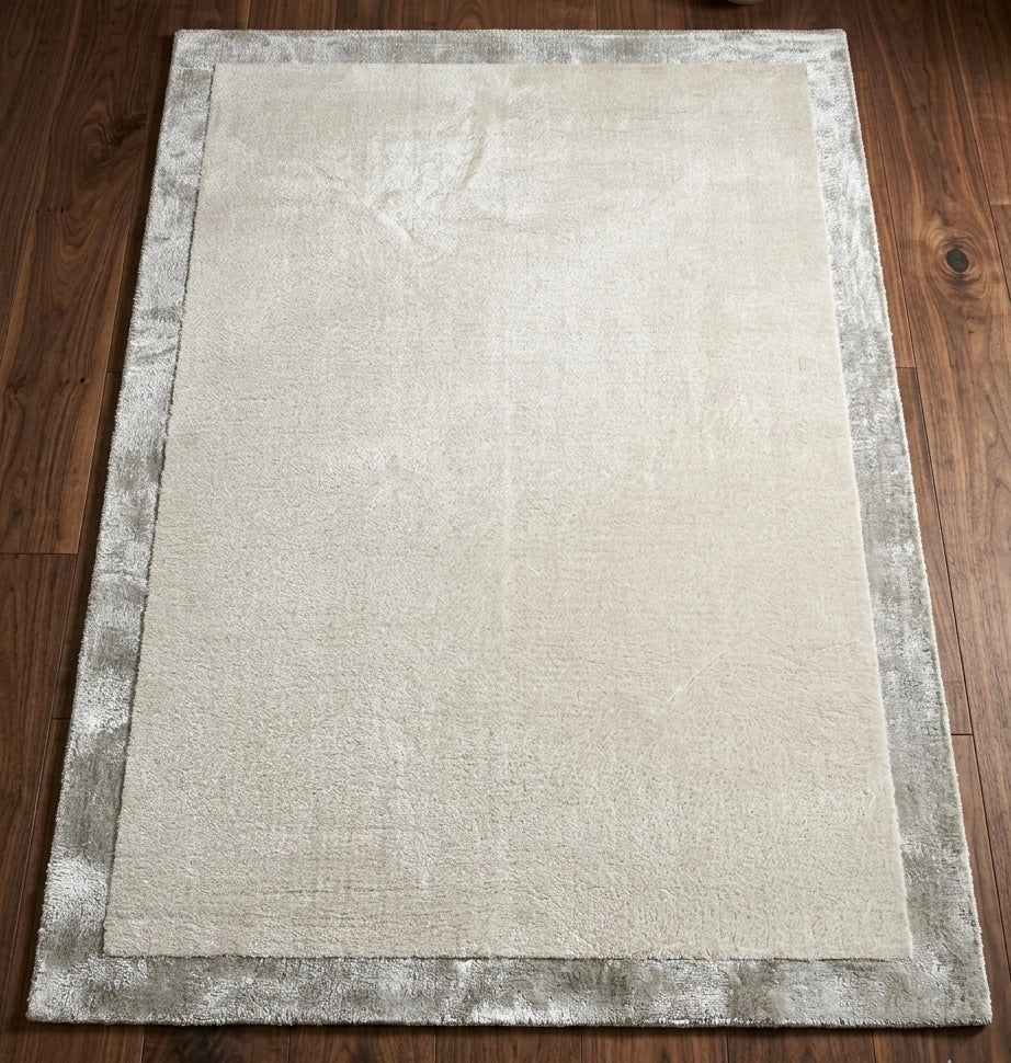 Minimalist Cream Viscose Handtufted Rugs