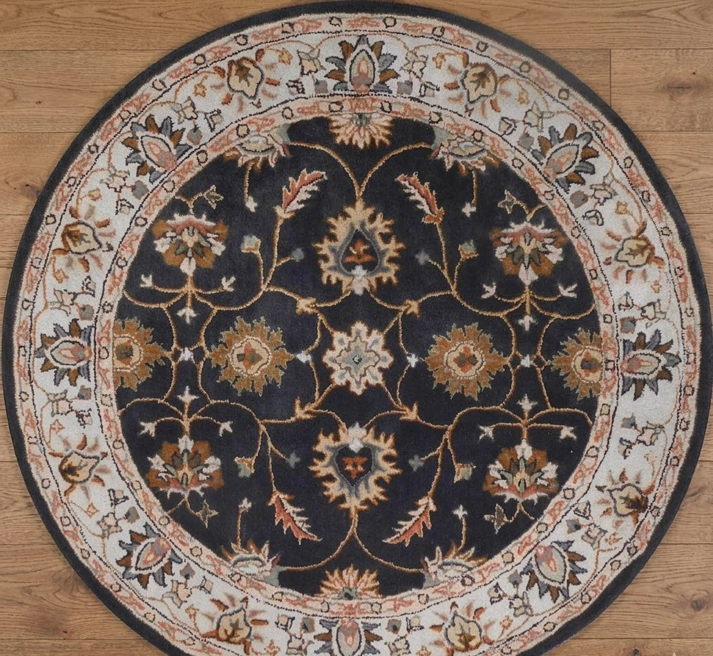 Antique Design Round Rugs
