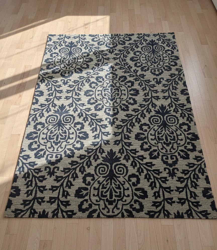 Heirloom Vine Rug