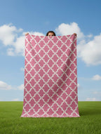 Pink Trellis Pattern Handtufted Rugs
