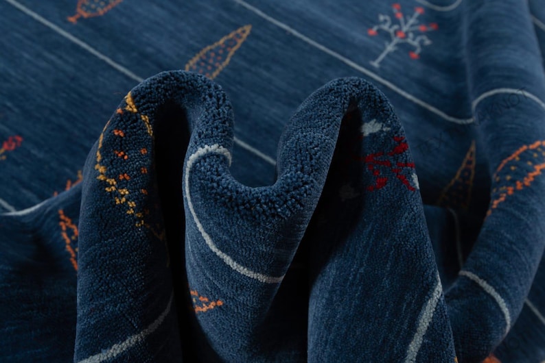 Gulistan-e-Neel Handknotted Rugs